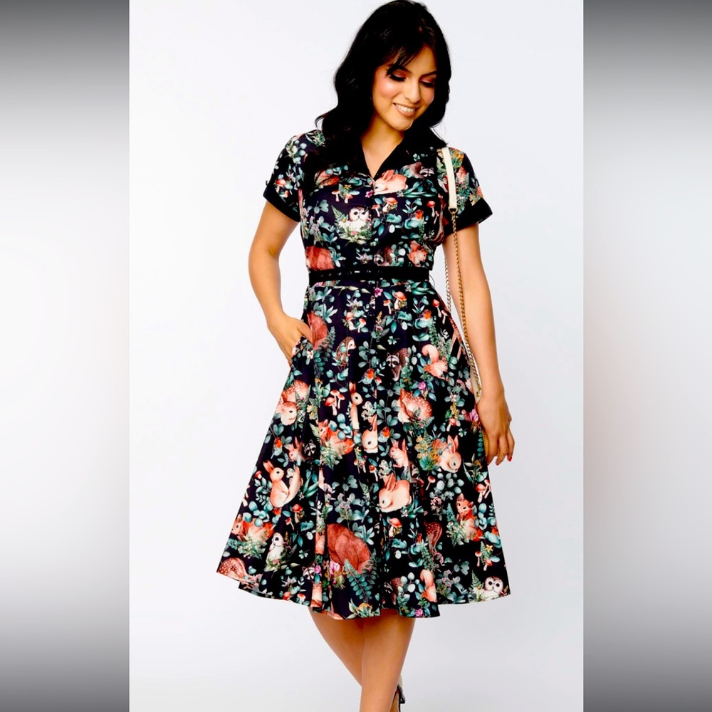 Unique Vintage Woodland Creatures dress. Size SM